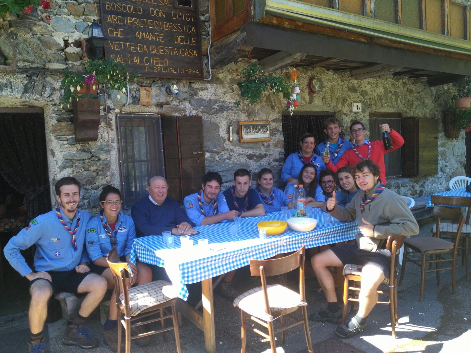 Foto di gruppo dopo la messa!