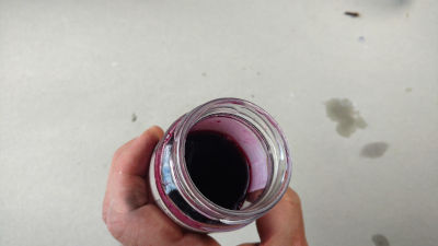 heidelbeerfarbe im glas