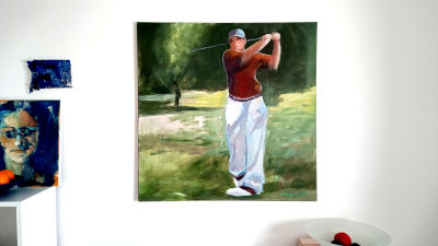 Golfspieler, acrylbild, man steht auf dem Gelände und schaut dem abgeschlagenen Ball nach.