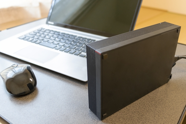 HDD(ハードディスクドライブ)にバックアップ