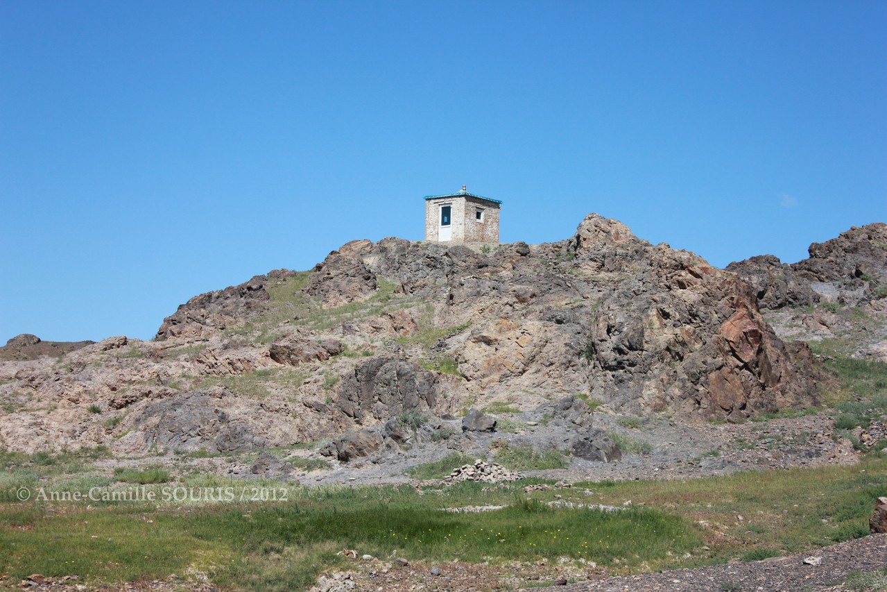 Ulgii Khiid - petit abri pour les prières dédiées à la nature - construit en septembre 2010