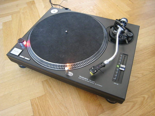 Technics SL1210 mk2