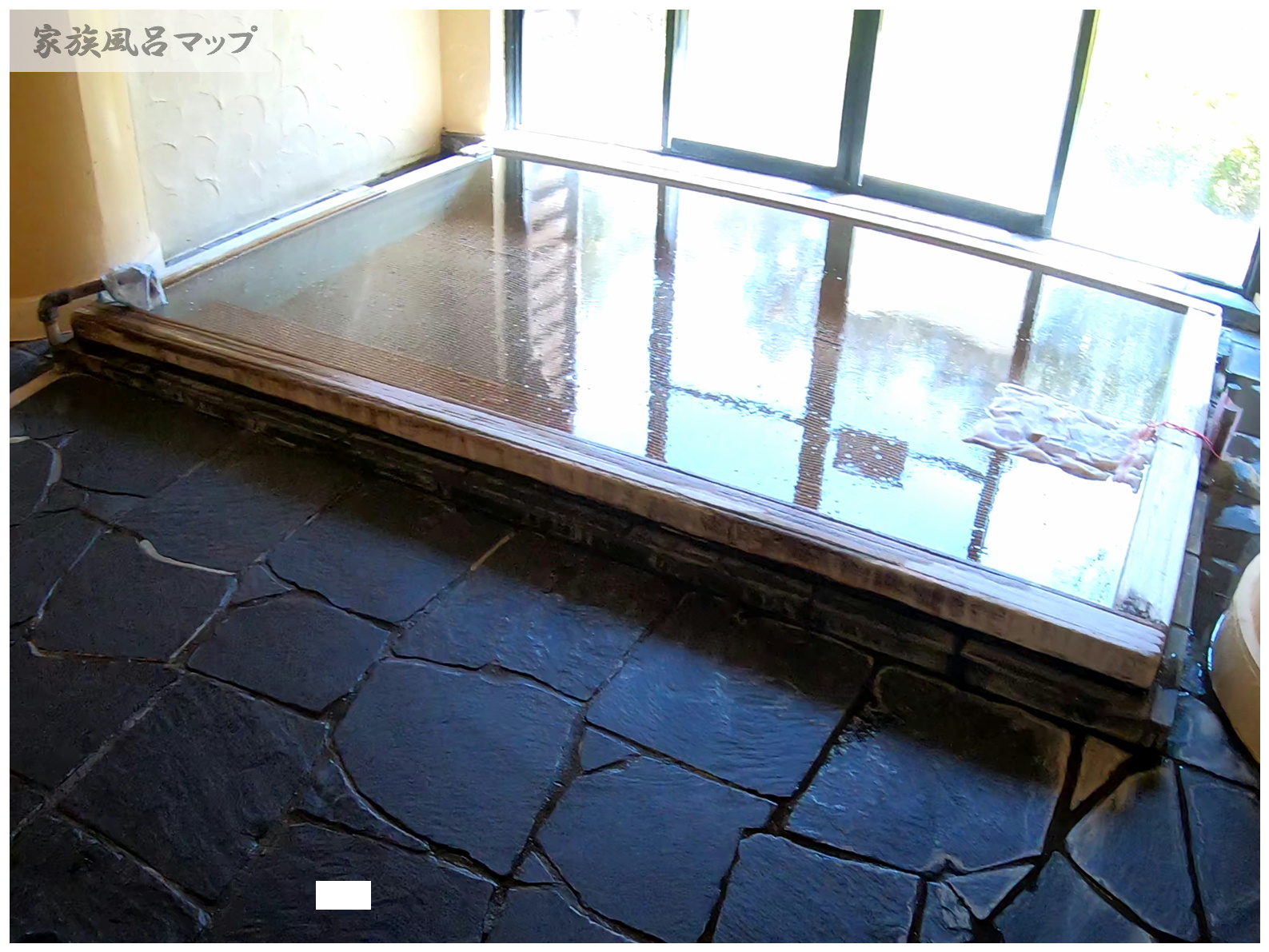 べんがら村 Famiふぁみ家族風呂