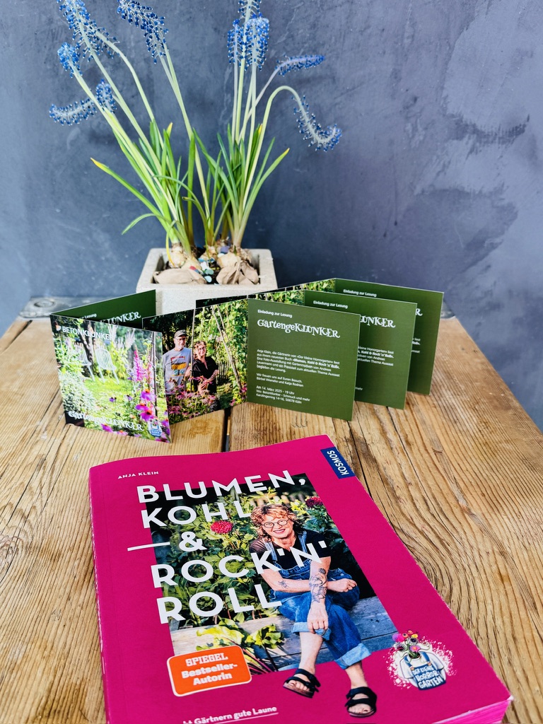 Anja Klein liest aus Ihren Spiegel Bestseller „Blumen, Kohl & Rock’n‘ Roll“