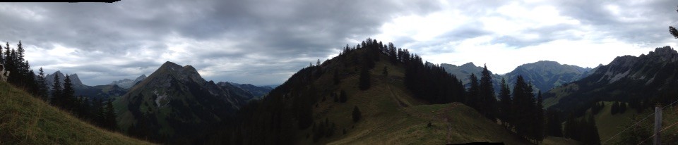 Panorama Pays d'Enhaut-Hochmatt-Oberrügg-Schafberg-Gastlosen