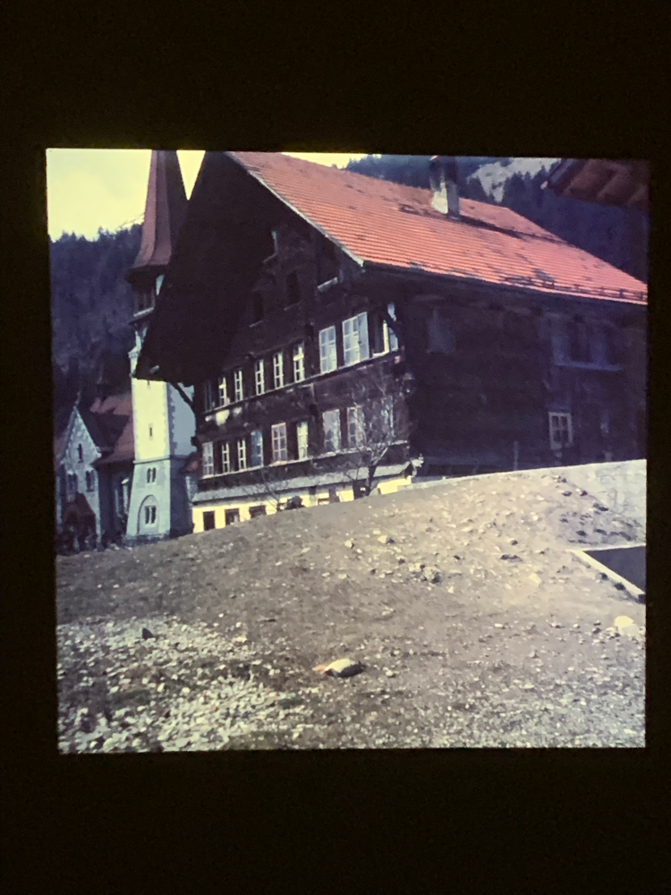 Altes Schulaus Jaun 1971