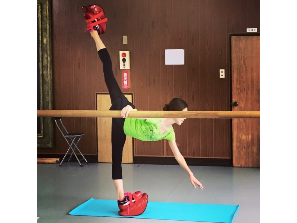Pilates/Masterstretch - balletstudioplaisir Pilates/Masterstretch - balletstudioplaisir