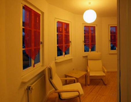 Das "orangene" Schlafzimmer - Ferienhaus XXL Deutschland in Oberweißbach