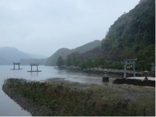 和多都美神社の海上鳥居