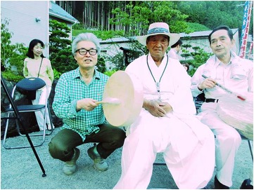 天河大辨財天社終宴祭を終えて 柿坂神酒之祐宮司さんおよび吉野鹿皮メディスン太鼓と