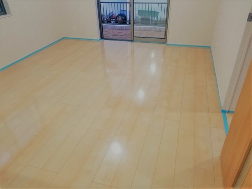 サンロードアートへのフロアコーティング 飯田産業 様の物件 フローリングは 大建工業:サンロードアート です。