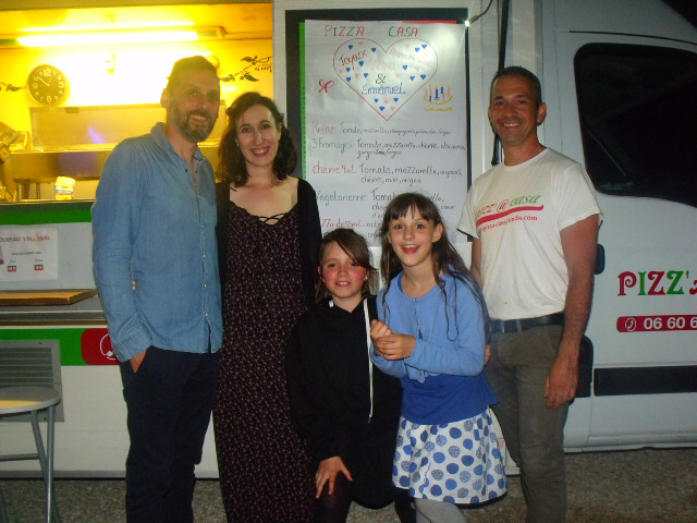 🎉Pizza casa privatisé Samedi 12 Mai pour l anniversaire de Nora et Emmanuel à la salle des fêtes de Sainte Maure avec un accueil très chaleureux. Merci encore à eux pour leur confiance et leur sympathie.🙂