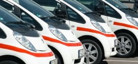 Das Öko-Institut empfiehlt, dass alle Akteure der Elektromobilität den Blick stärker auf den Dienstwagenmarkt lenken und attraktive Rahmenbedingungen für den Einsatz von Elektrofahrzeugen schaffen