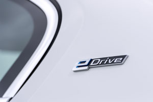 Bis Ende 2019 will die BMW Group mindestens eine halbe Million elektrifizierter Fahrzeuge auf die Straßen gebracht haben