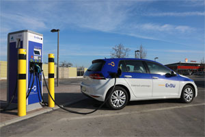 Bis 2020 will die EnBW an 1.000 Standorten Schnelllade-Möglichkeiten für Elektro-Autos anbieten