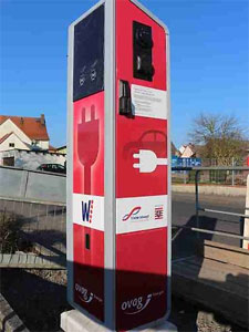 SMIGT liefert 59 Ladestationen vom Typ "Powercharger" an die ovag Energie AG. (Foto:ovag Energie AG)