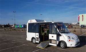 Elektro-Niederflur-Elektrobus mit bis zu elf Sitzplätzen zzgl. 3 Klappsitze