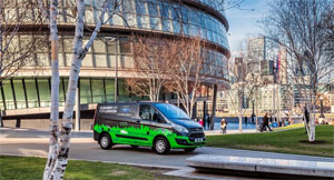 Ford setzt ab November des Jahres für Testzwecke auf den Straßen der spanischen Stadt Valencia Ford Transit Custom-Nutzfahrzeuge mit Plug-in Hybridantrieb ein.
