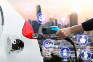 Der ADAC will seinen Mitgliedern künftig Informations- und Serviceangebote sowie entsprechende Mitgliedschaftsleistungen und Produkte rund um alternative Antriebsformen, insbesondere Elektromobilität, anbieten.