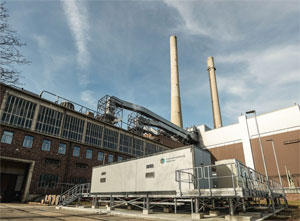 Der Batteriespeicher deckt knapp ein Fünftel der Regelleistung des Kraftwerks in Heilbronn ab und kann diese innerhalb von Sekunden und exakt dosiert aufnehmen oder abgeben