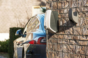 Sektorenkopplung: Die Wallbox macht Solarstrom für Elektro-Fahrzeuge nutzbar