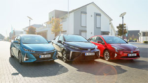 Die besonders effiziente Prius Plug-in-Variante gibt es mit extern aufladbarer Batterie