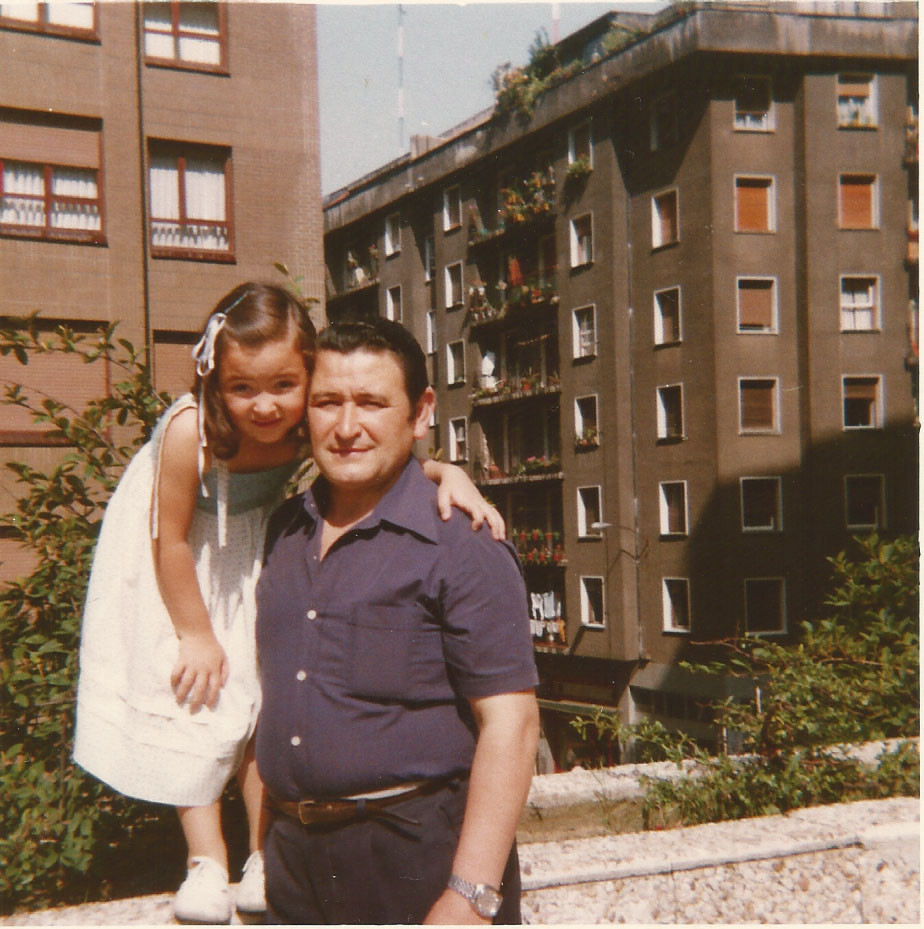 1984 Lourdes y Jose. Panera