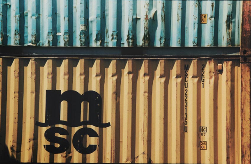 Monika Humm, global - Container 4, 2006, C-Print, 30,5x40,6cm