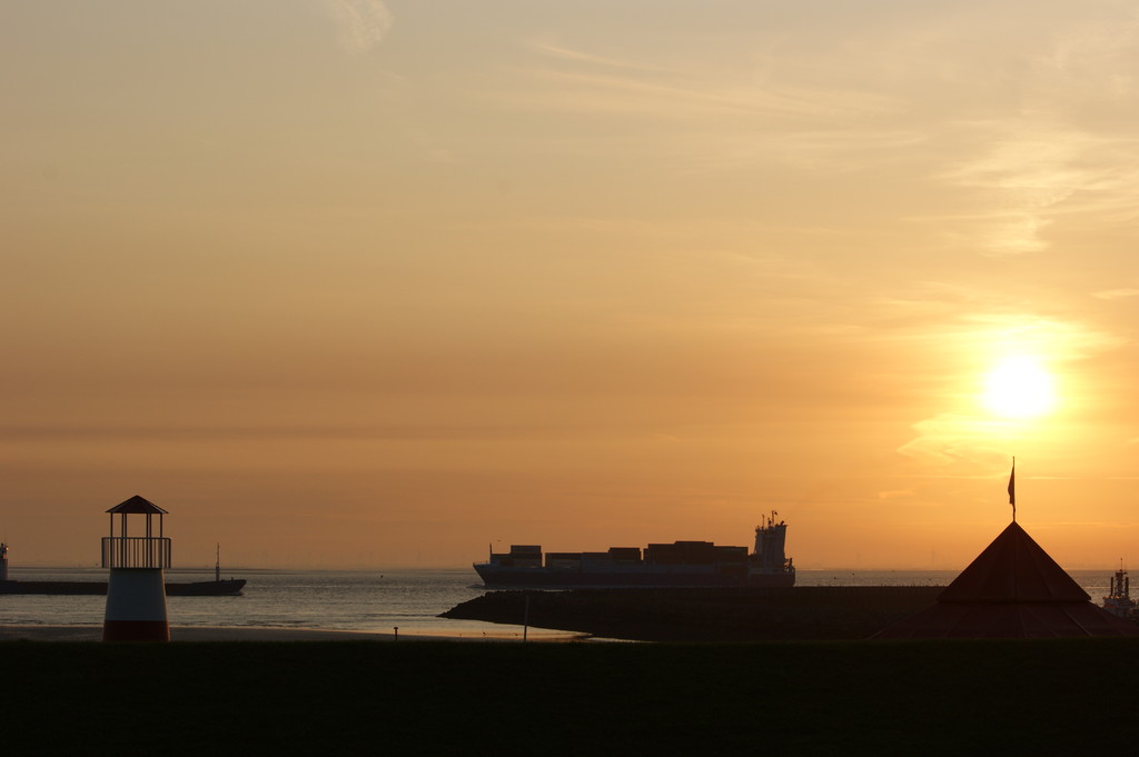 Gezeitenkalender - touristic-verband Cuxhaven