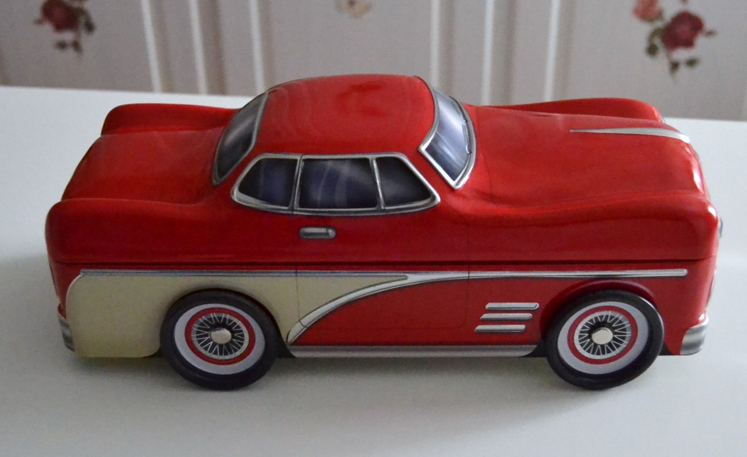 Auto Dose als Verpackung für Geschenke oder als Deko