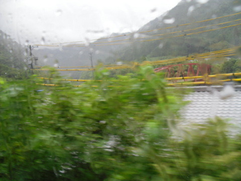 JRワイドビュー飛騨からの山あいの景色2