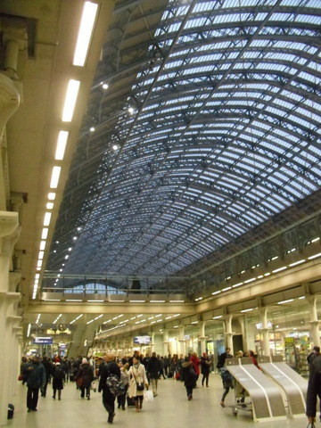 セント・パンクラス駅内部です。