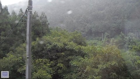 JRワイドビュー飛騨からの山あいの景色1