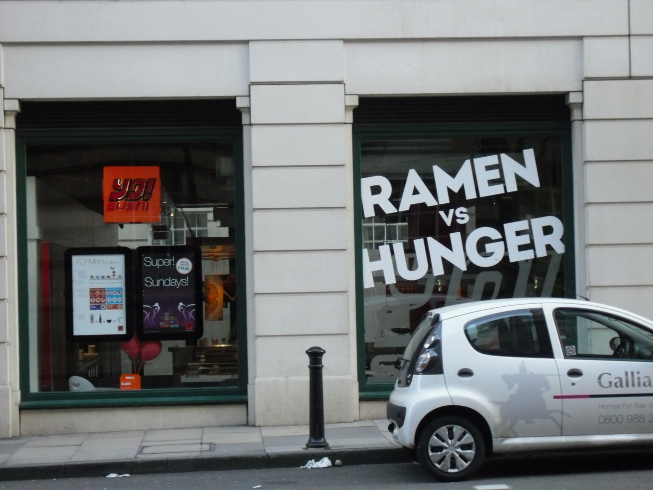 ロンドン・アイ周辺のプレミアロッジ格安ホテルチェーン店周辺２