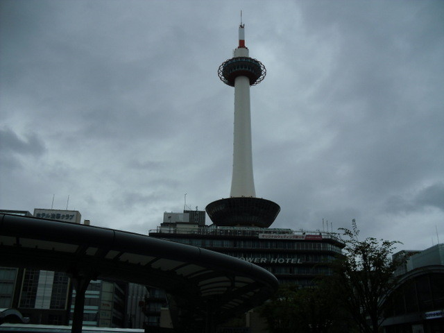昔からある京都タワー