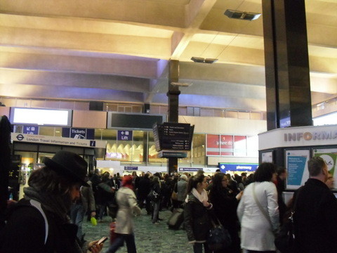 駅の内部です。