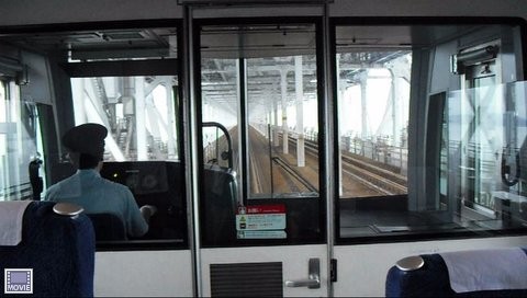 岡山駅から四国の高松に行く電車・車窓からの瀬戸内海の景色6