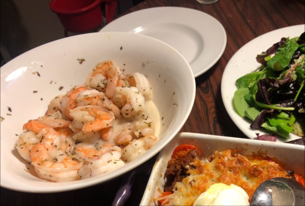 Prepare the shrimp in a microwave-safe bowl like this!