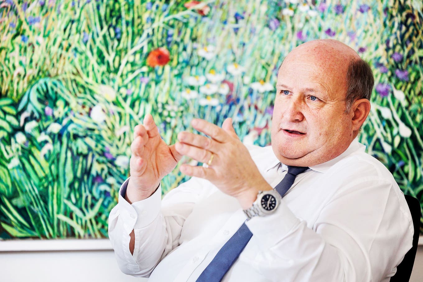 Finanzdirektor Peter Hodel wehrt sich gegen die 1:85-Initiative seiner Partei: «Der pauschale Vorwurf eines Ausuferns der Verwaltung ist falsch»