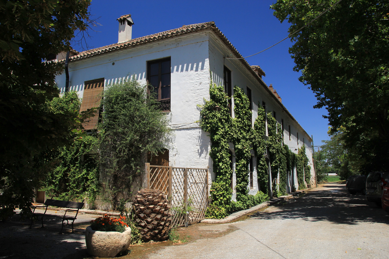 View on the farmhouse at the entrance