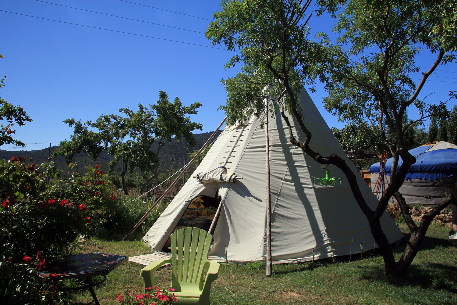 Front view of the Teepee