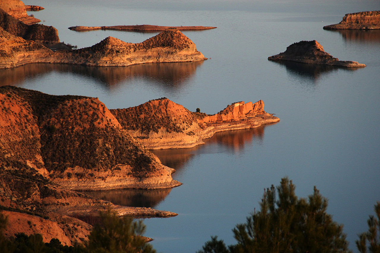 Embalse de Negratin - Exclusive Granada - Exclusive accommodations and