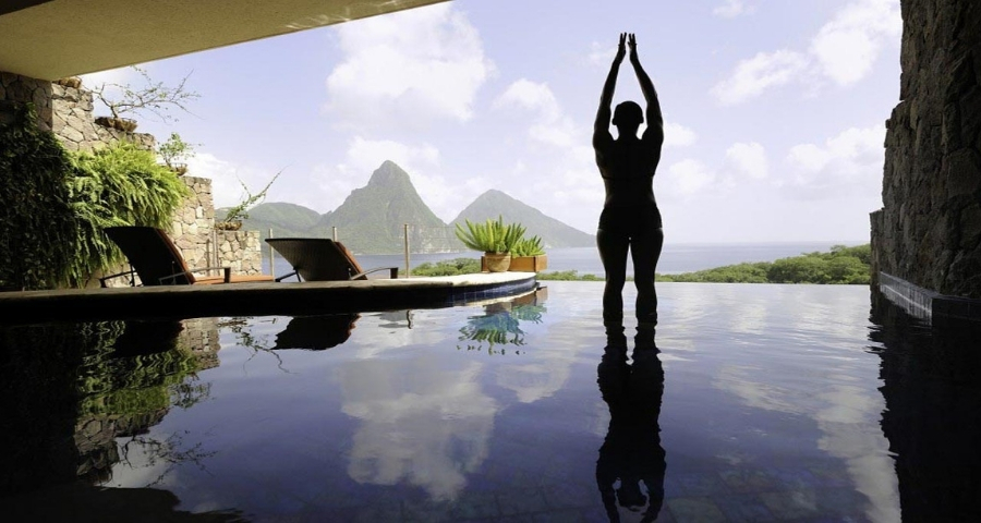 Frau Yoga am Meer