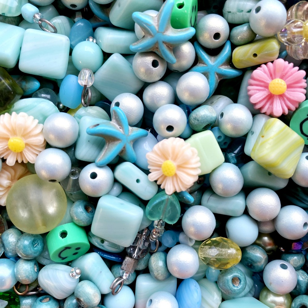 Workshop Gutschein verschenken perlenreich sortierter Perlenladen