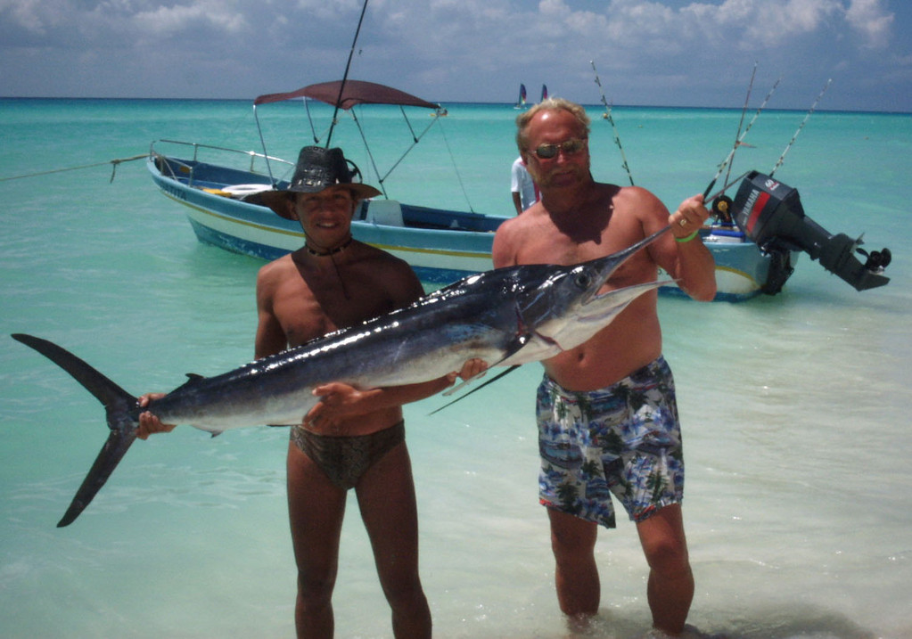 Fishing Charters Playa del Carmen - Albertos Scuba