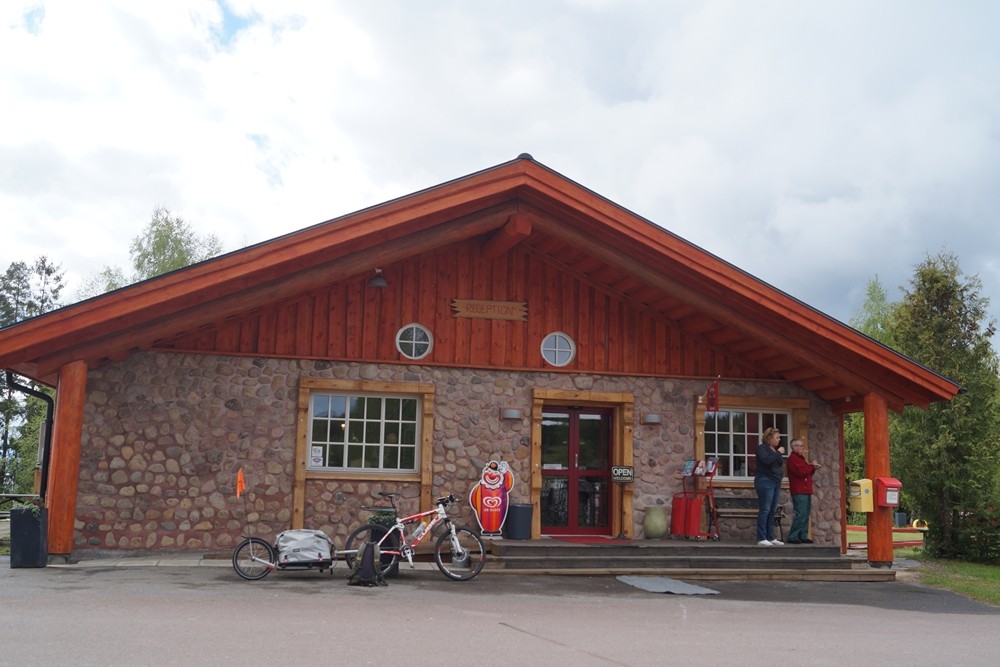 Campingplatz Svenneby, einer der wenigen Plätze mit einem Laden, dafür billiger 
