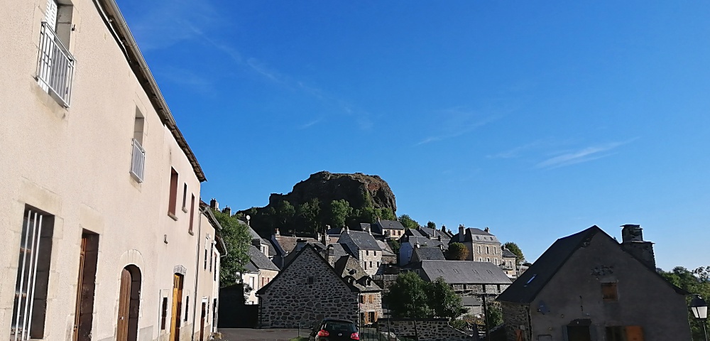 Die Burgruine in der Morgensonne