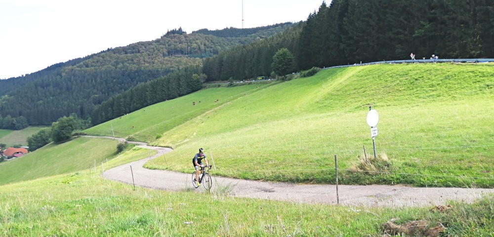 Am ersten Tag gleich der steilste Buckel der ganzen Tour
