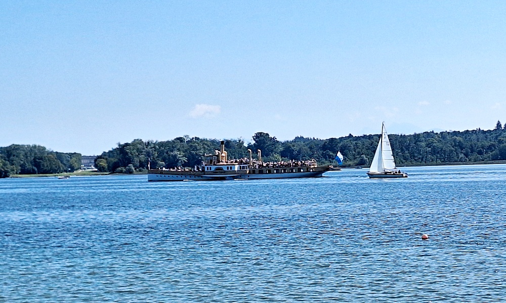 Schaufelraddampfer auf dem Chiemsee 