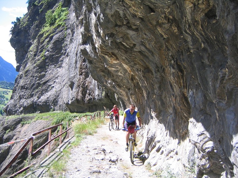 Wildromantische Schlucht bei Olivone